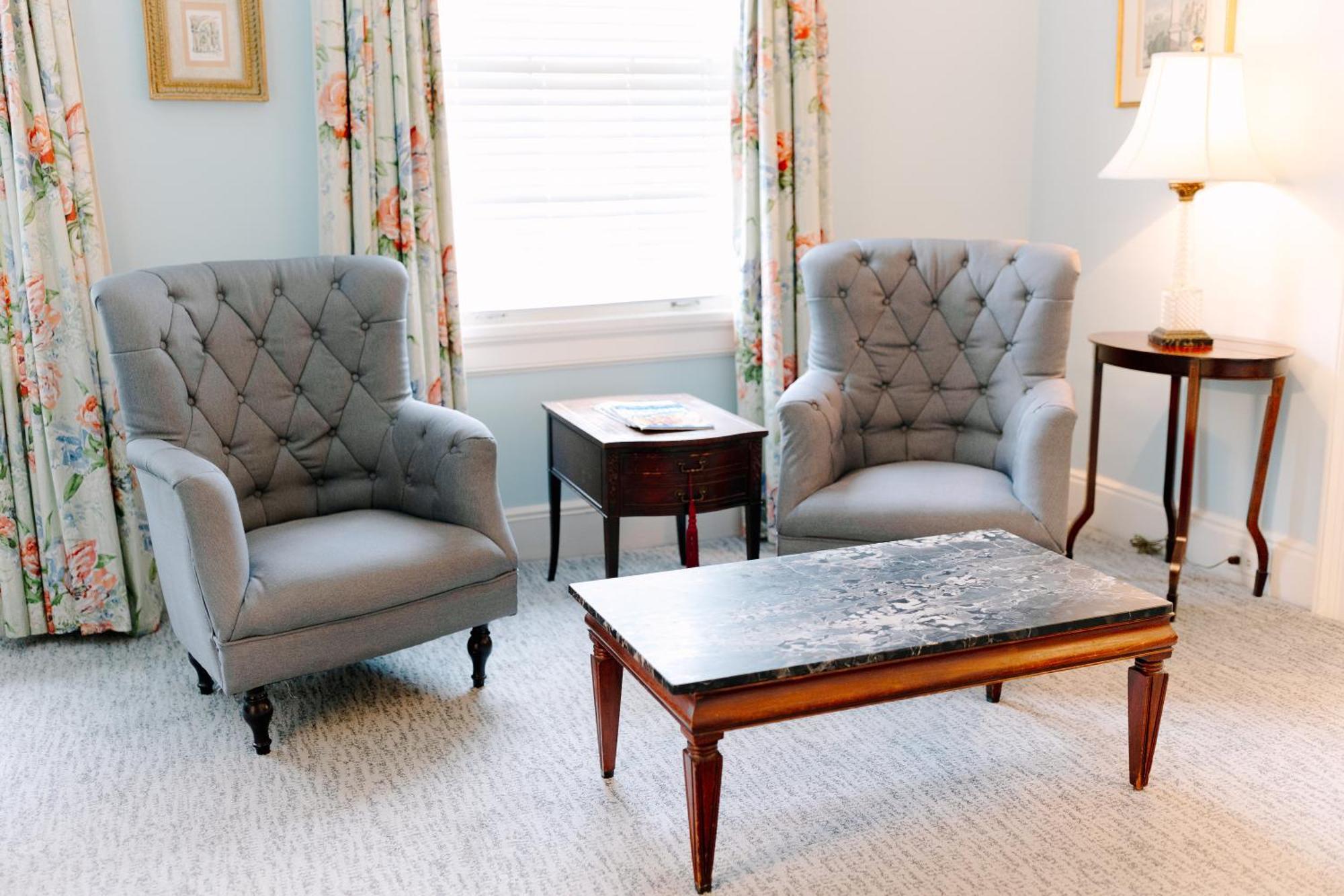The Morehead Inn Charlotte Room photo